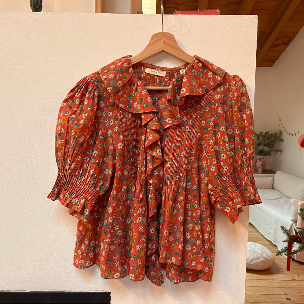 Doen Floral Ruffle Blouse - Red - Size Small